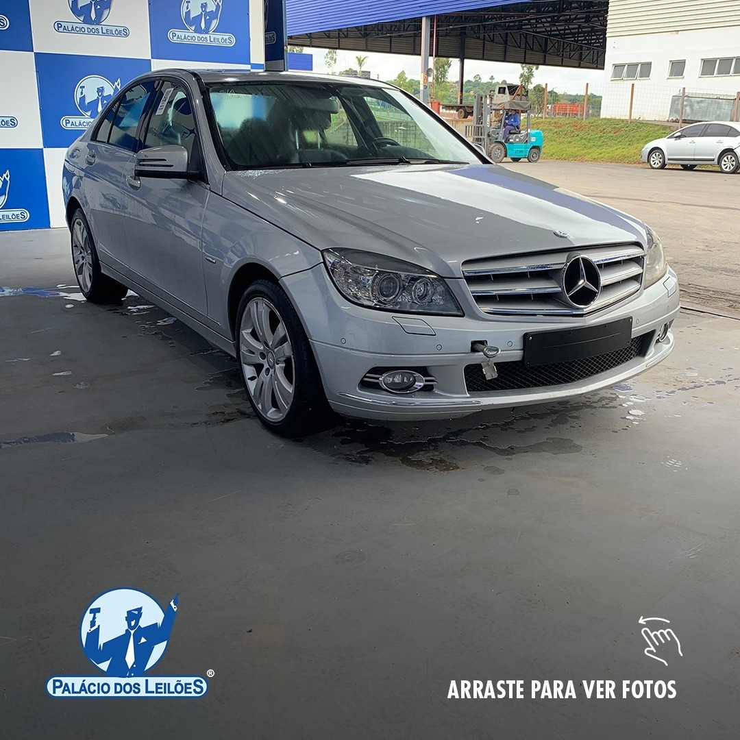 LOTE 15 MERCEDES-BENZ C 300