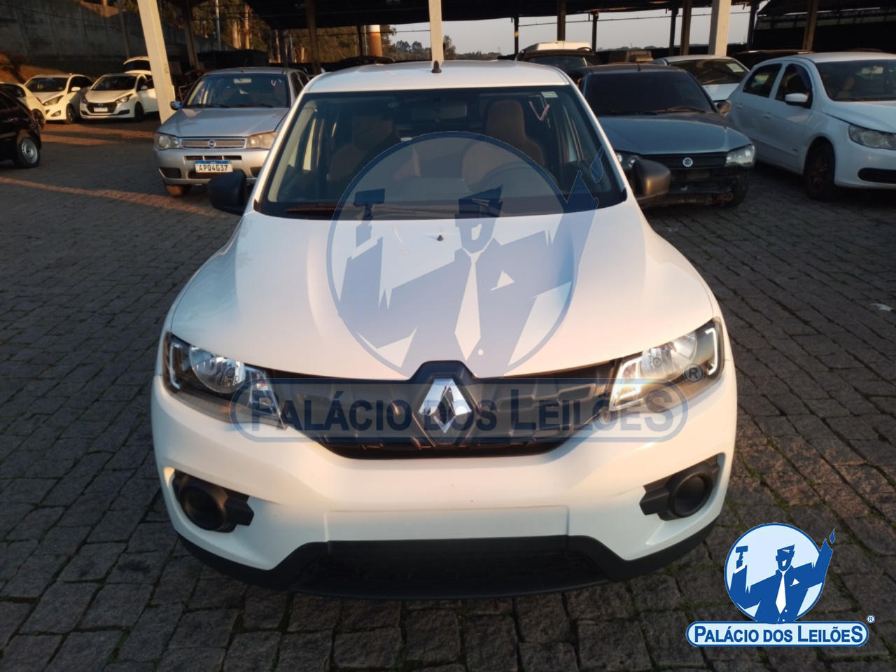 LOTE 14 RENAULT/KWID ZEN 10 MT FLEX 2017/2018