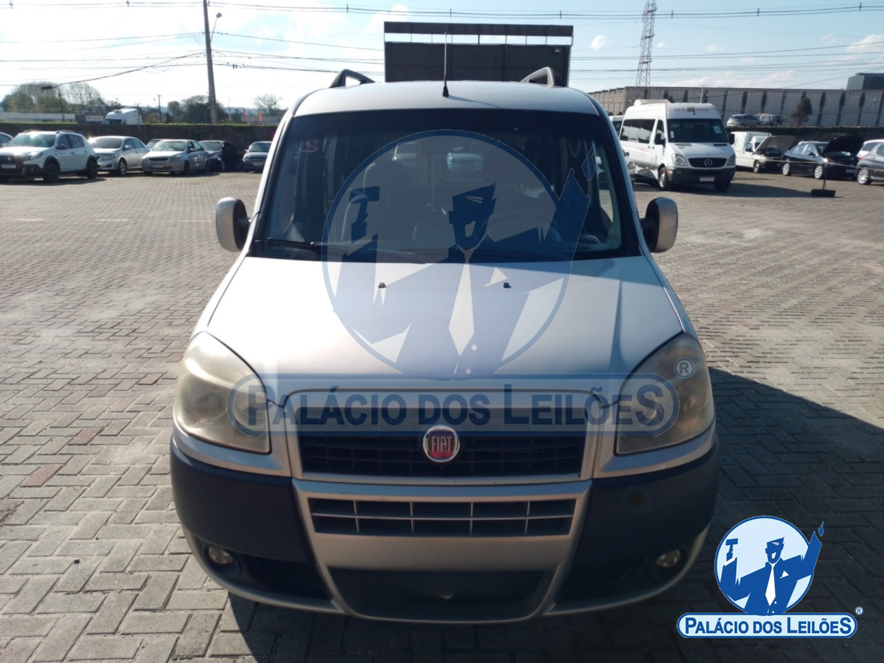 LOTE 36 FIAT/DOBLO ESSENCE 1.8 FLEX 2015/2015