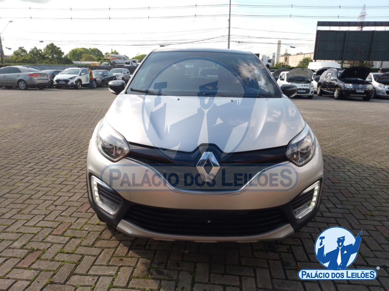 LOTE 24 RENAULT/CAPTUR ZEN 16M FLEX 2018/2019 