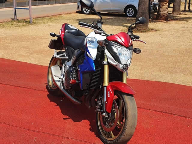 LOTE 33 HONDA/CB 1000R